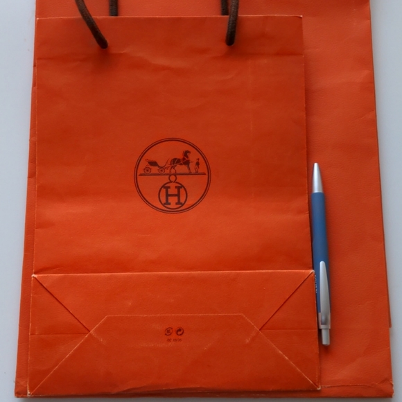 Hermes shopping bags x 2 - Picture 8 of 9